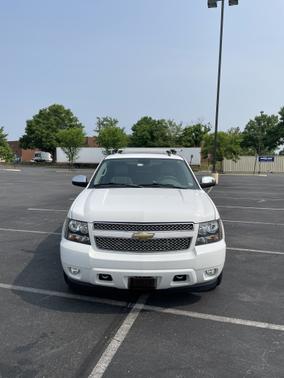 Photo 2 of 26 of 2011 Chevrolet Suburban 1500 LTZ