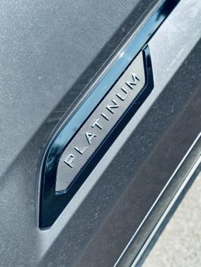 Photo 4 of 14 of 2023 Toyota Sequoia Platinum