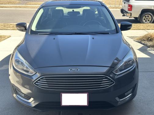 Photo 1 of 30 of 2015 Ford Focus Titanium