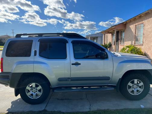 Photo 1 of 9 of 2005 Nissan Xterra Off-Road