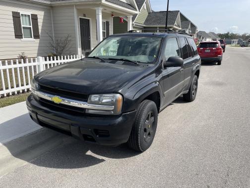 Photo 2 of 8 of 2005 Chevrolet Trailblazer LS