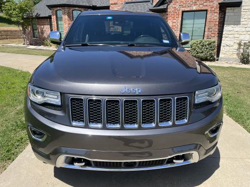 Photo 2 of 12 of 2015 Jeep Grand Cherokee Overland