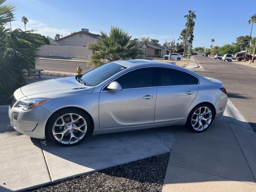 Photo 2 of 10 of 2017 Buick Regal Turbo GS