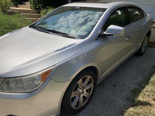 Photo 1 of 6 of 2010 Buick LaCrosse CXL