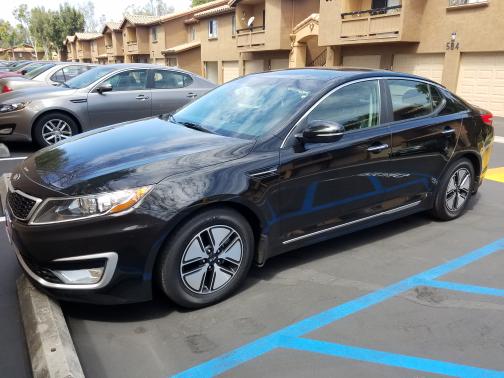 Photo 1 of 9 of 2012 Kia Optima Hybrid EX