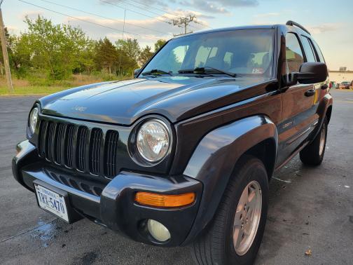 Photo 6 of 6 of 2003 Jeep Liberty Limited