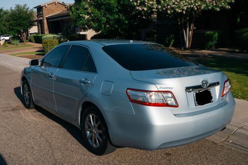 Photo 4 of 29 of 2011 Toyota Camry Hybrid Base