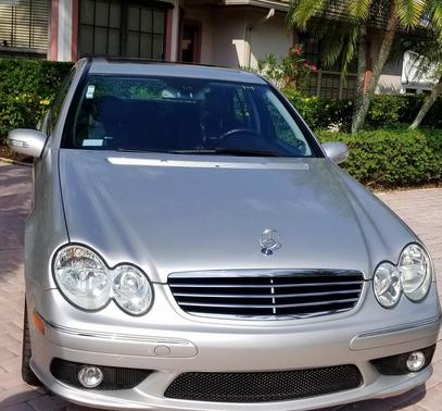 Photo 2 of 12 of 2005 Mercedes-Benz C-Class C55 AMG Sport