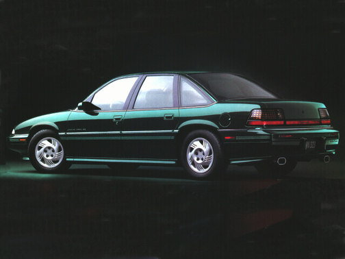 1999 Pontiac Grand Prix Review & Ratings