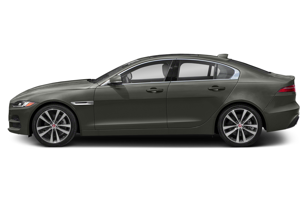 2022 Jaguar XE RDynamic Black P300 AWD v 2022 Lexus ES250 Luxury so sánh Lái xe